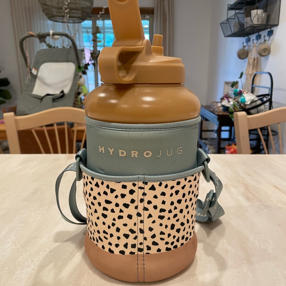 Hydrojug